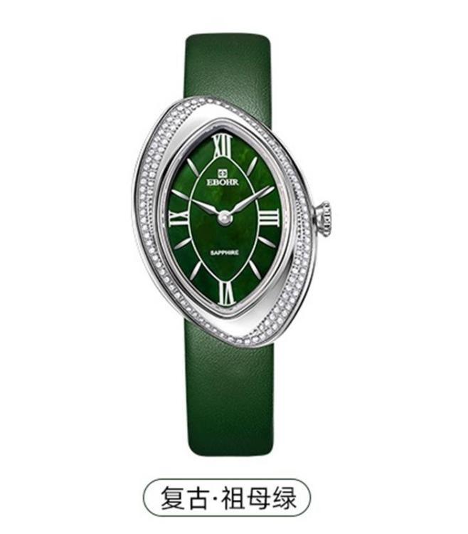收藏珠宝级102颗钻【专柜同款，依波表 灵眸时尚腕表】（20170141）炫彩母贝盘面，休闲百搭又兼具摩登的复古风格，不锈钢双按蝴蝶扣，方便佩戴，时尚高级。进口石英机芯走时稳定，安心防水性能，上腕便捷且动储长效