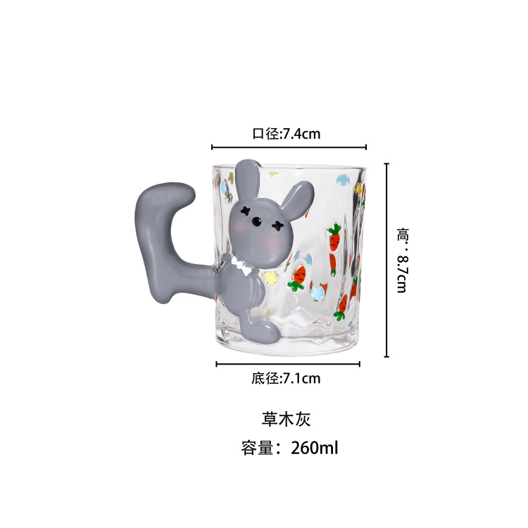  【2个，纯手工 彩绘萌兔杯】高颜值萌兔水杯，好看的就像艺术品，玻璃质感挺不错的，够厚实，嘴唇在杯口的触感很舒服，不管喝啤酒还是果汁牛奶，这只的杯子都能完美胜任       