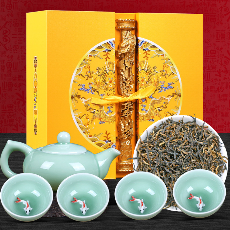 【御品豪茗】十大名茶（铁观音、金骏眉、大红袍、正山小种、龙江、茉莉花茶、毛尖、普洱、碧螺春、白茶）老师傅亲自操刀，景德镇陶制茶具：1壶+4杯
